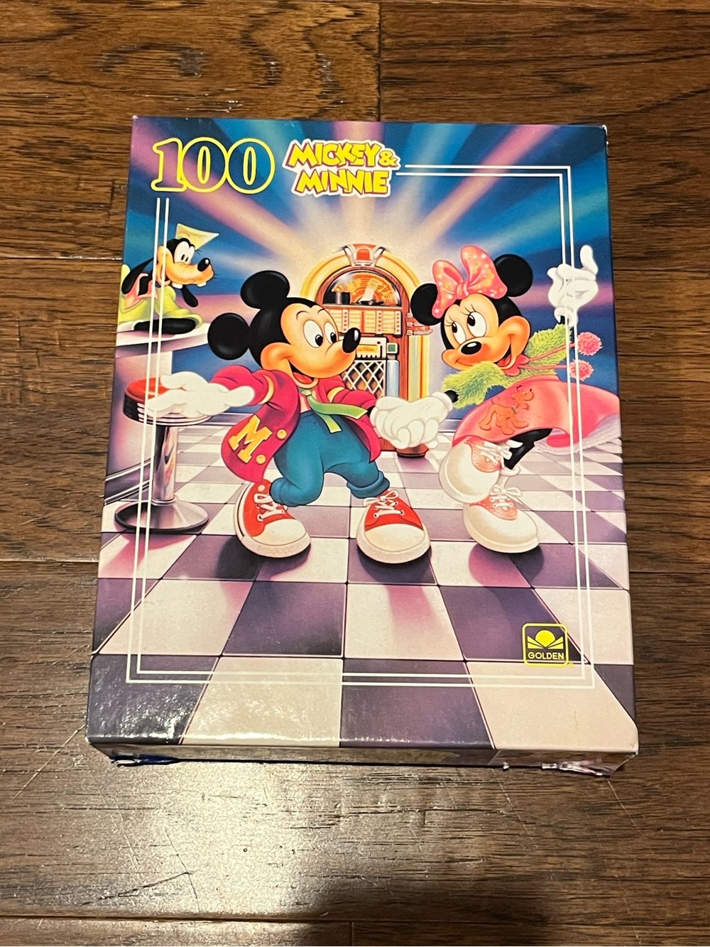 Vintage Mickey & Minnie 100-Piece Kids Jigsaw Puzzle - Colorful Cartoon Design